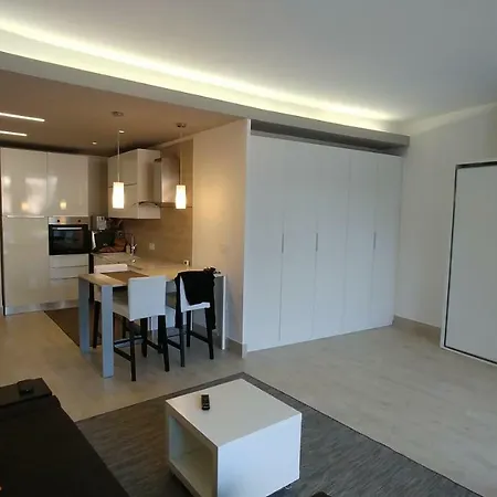 Teatri Lago Apartment *