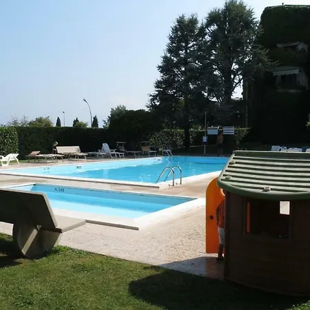 Apartment Teatri Lago *