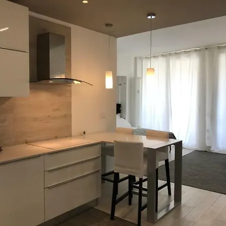 Apartment Teatri Lago *